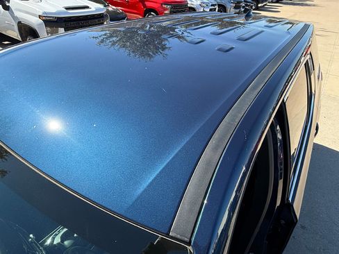 Used 2023 Chevrolet Traverse LS w/ Safety Package image 10