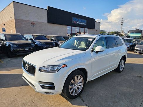 Used 2016 Volvo XC90 T6 Momentum AWD/4WD image 1