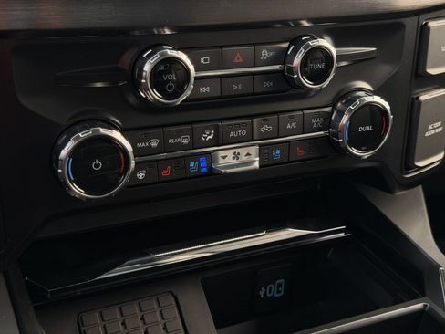 New 2026 Ford F350 Lariat w/ Black Appearance Package AWD/4WD image 20