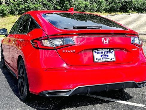 Used 2023 Honda Civic Sport image 3