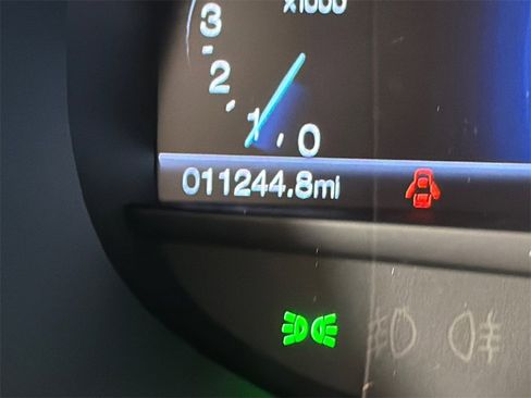 Used 2024 Ford Edge ST-Line image 28