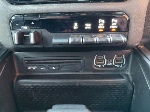 Used 2019 RAM 1500 Big Horn image 19