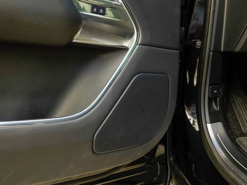 Used 2023 Land Rover Range Rover Long Wheelbase Autobiography image 41