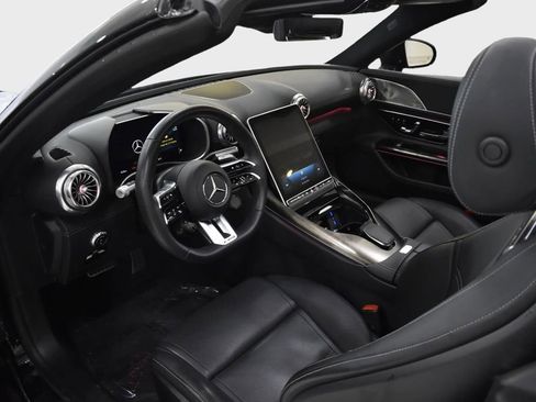 Certified 2023 Mercedes-Benz SL 43 AMG image 30