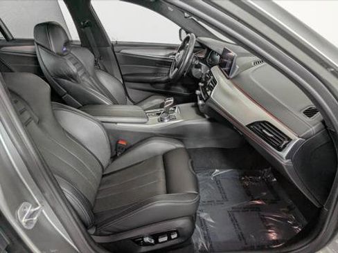 Used 2019 BMW M5 w/ Executive Package image 25