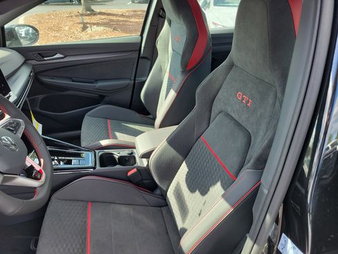 New 2026 Volkswagen GTI SE image 18