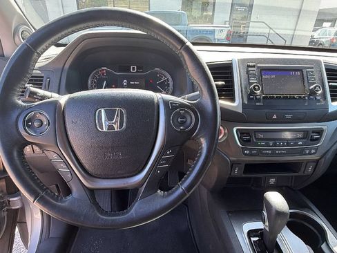 Used 2017 Honda Ridgeline RTL image 15