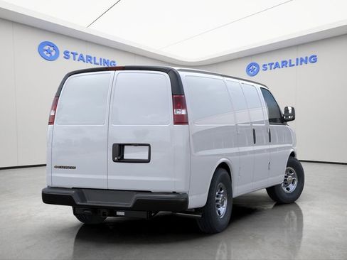 New 2026 Chevrolet Express 2500 w/ Driver Convenience Package RWD image 5