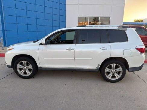 Used 2013 Toyota Highlander Limited FWD image 8