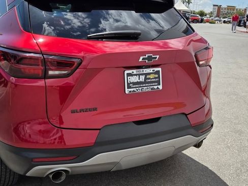 Certified 2024 Chevrolet Blazer LT w/ Sound & Technology Package FWD image 5