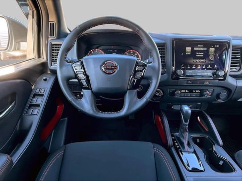 Used 2024 Nissan Frontier PRO-4X w/ Off-Road Protection Package AWD/4WD image 5