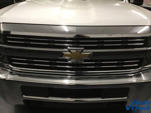 Used 2018 Chevrolet Silverado 3500 W/T w/ Snow Plow Prep Package AWD/4WD image 22