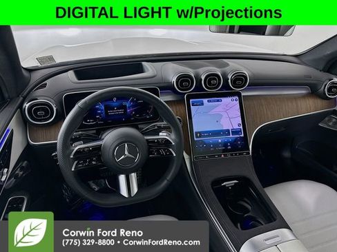 Used 2023 Mercedes-Benz GLC 300 4MATIC image 24