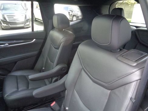 Used 2020 Cadillac XT6 Sport AWD/4WD image 24