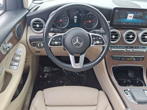 Used 2022 Mercedes-Benz GLC 300 4MATIC image 21