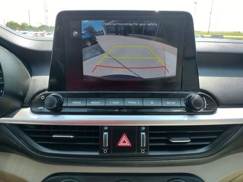Used 2023 Kia Forte LXS FWD image 23
