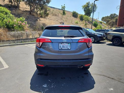 Used 2016 Honda HR-V EX image 13