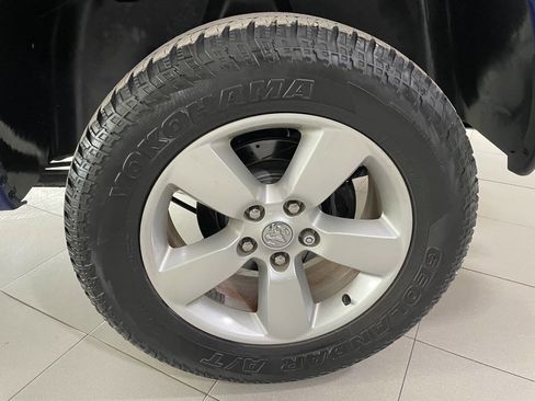 Used 2015 RAM 1500 Express image 12