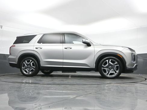 Used 2025 Hyundai Palisade SEL image 48