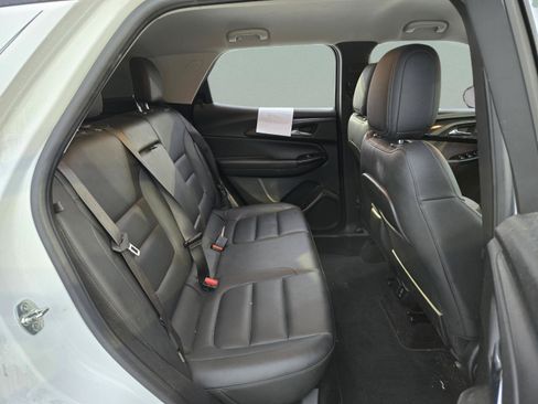 Used 2021 Chevrolet TrailBlazer LT w/ Premium Seating Package FWD image 24