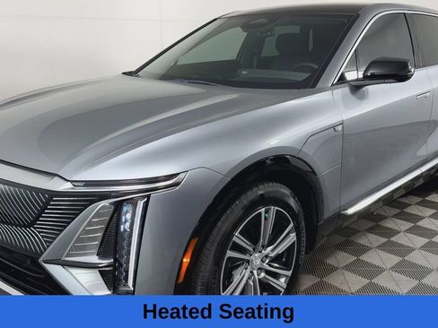 Used 2024 Cadillac Lyriq Luxury RWD image 7
