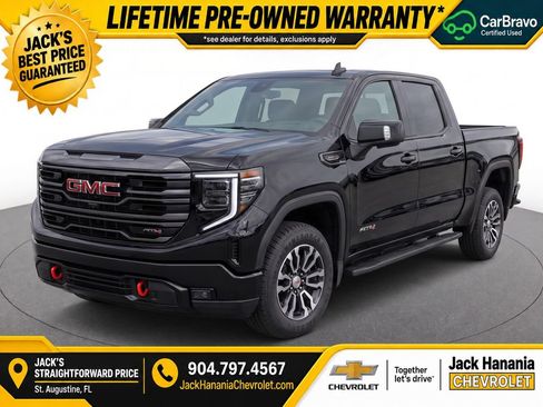 Used 2023 GMC Sierra 1500 AT4 w/ Technology Package AWD/4WD image 3