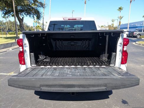 Used 2022 Chevrolet Silverado 1500 LT image 13