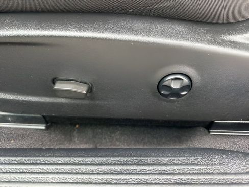 Used 2021 Dodge Challenger GT w/ Performance Handling Group image 10