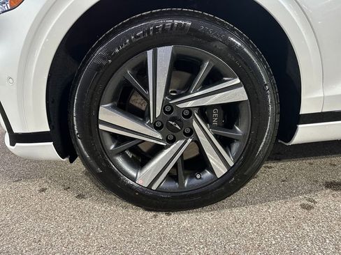 New 2026 Genesis GV70 3.5T Sport Advanced image 9