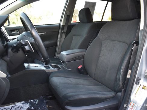 Used 2013 Subaru Outback 2.5i Premium AWD/4WD image 12
