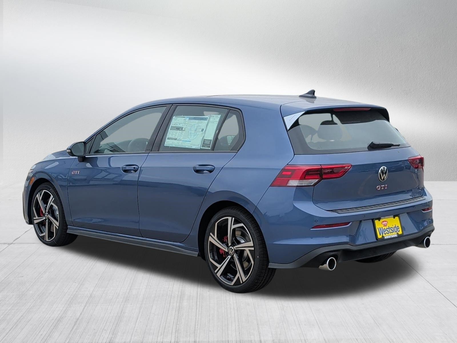 New 2026 Volkswagen GTI SE FWD image 2
