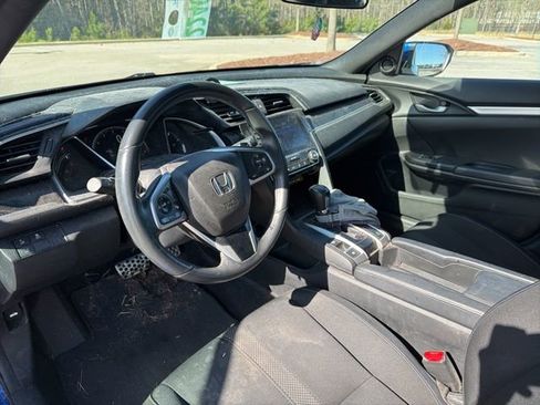 Used 2019 Honda Civic Sport image 5