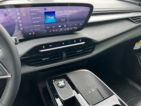 New 2025 Buick Enclave Avenir w/ Super Cruise Package image 61