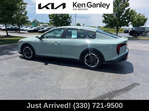 Certified 2025 Kia K4 GT-Line Turbo FWD image 8
