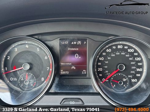 Used 2020 Volkswagen Atlas Cross Sport SE image 15