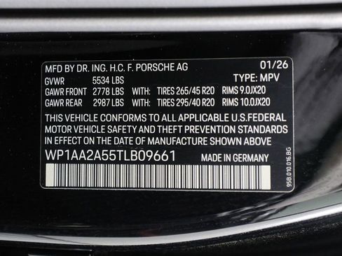 New 2026 Porsche Macan image 24