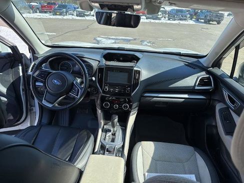 Used 2021 Subaru Forester Premium image 6
