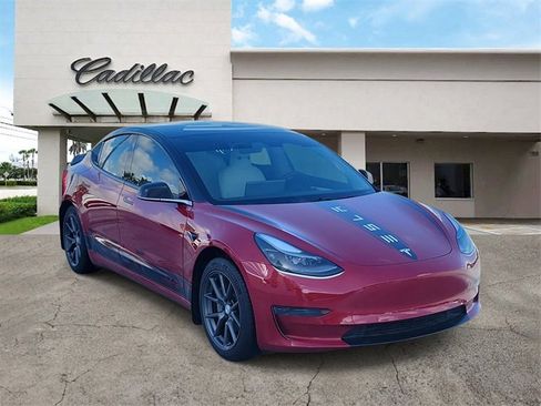 Used 2021 Tesla Model 3 Standard Range Plus image 7