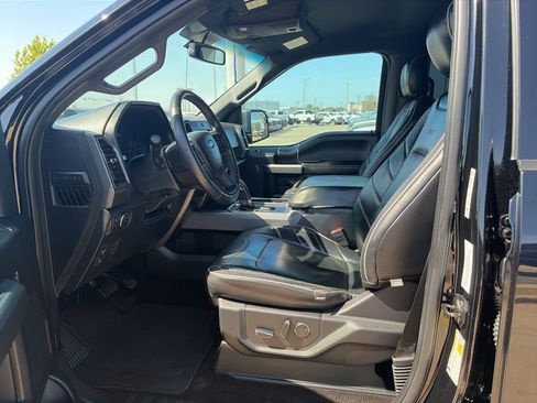Used 2018 Ford F150 XLT w/ Equipment Group 302A Luxury image 12