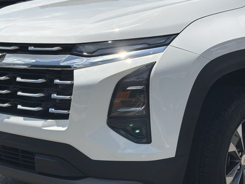 Used 2025 Chevrolet Equinox LT w/ Convenience Package II FWD image 15