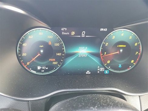 Used 2022 Mercedes-Benz GLC 300 4MATIC image 13