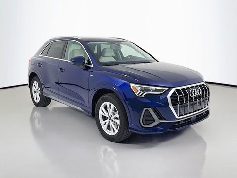 Certified 2025 Audi Q3 2.0T Premium Plus w/ Premium Plus Package image 1