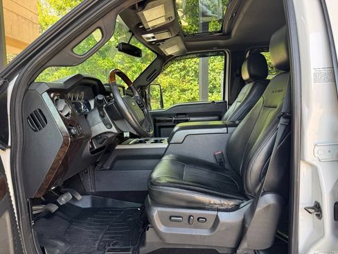 Used 2015 Ford F350 Platinum w/ Snow Plow Prep Package AWD/4WD image 11
