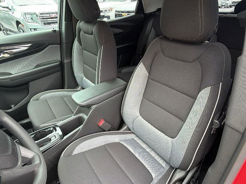 New 2026 Chevrolet TrailBlazer LT w/ Driver Confidence Package FWD image 3