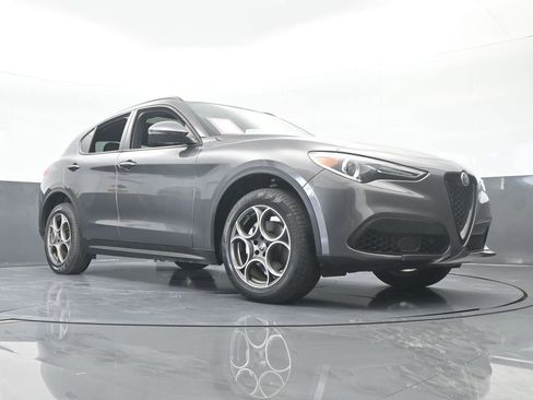 Used 2023 Alfa Romeo Stelvio Sprint image 65