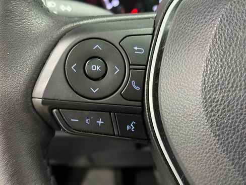 Used 2022 Toyota RAV4 XLE image 27