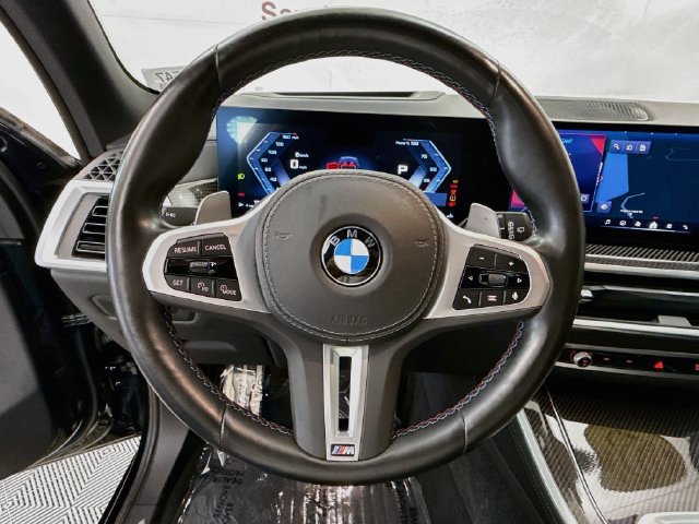 Used 2025 BMW X5 M60i AWD/4WD image 11