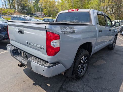 Used 2019 Toyota Tundra SR5 AWD/4WD image 7