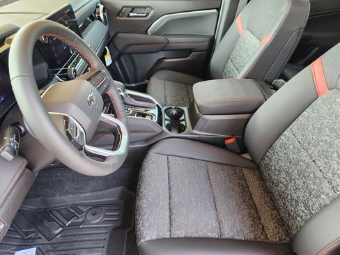 New 2026 Chevrolet Colorado Z71 image 10