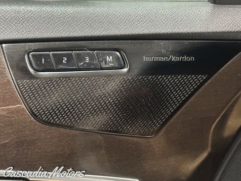 Used 2019 Volvo XC90 T6 Momentum image 37
